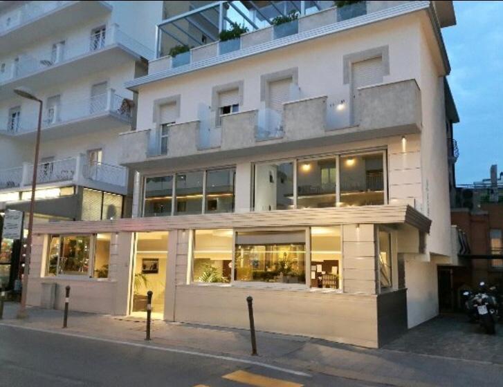 Hotel Romina Rimini Exterior foto
